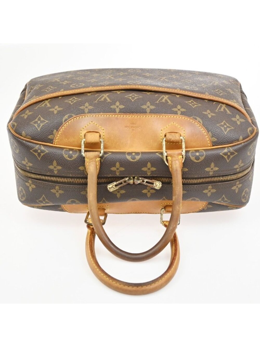 Louis Vuitton Danube Handbag Monogram Leather - Picture 5 of 15